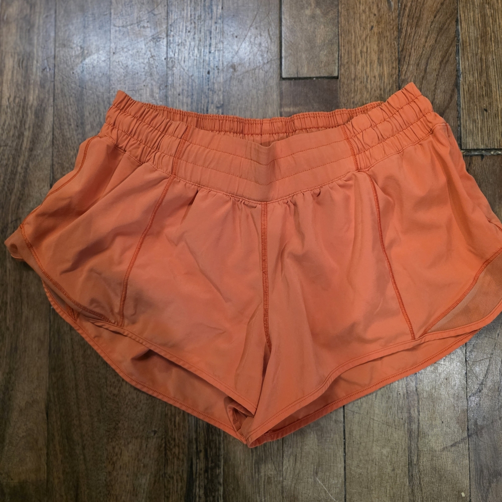 Lululemon Hotty Hots, Size 8, Orange